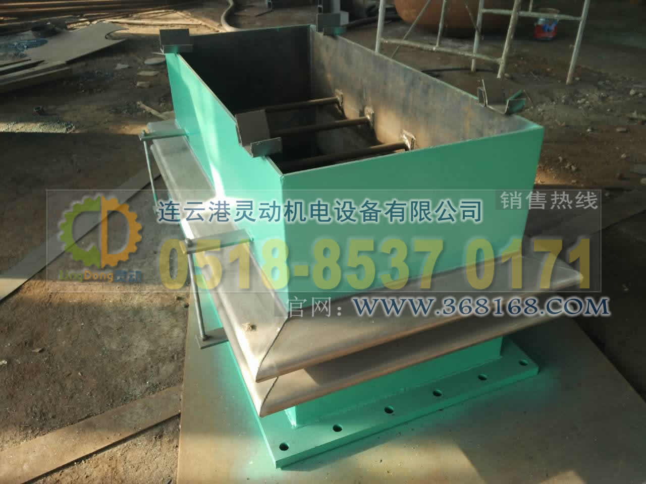 凝汽器波紋補(bǔ)償器也稱補(bǔ)償器、波紋補(bǔ)償器、膨脹節(jié)、伸縮器（伸縮節(jié)）生產(chǎn)廠家